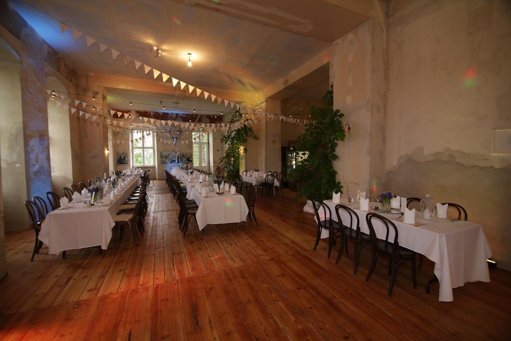 Gaestehaus Schloss Plaue 브란덴부르크 외부 사진